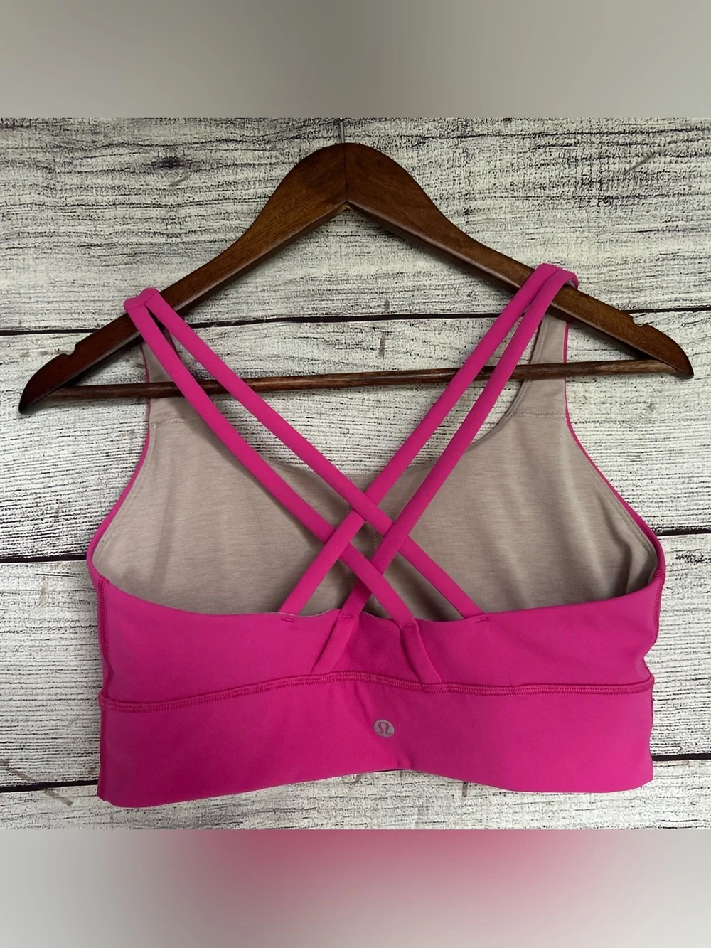 Lululemon Energy Longline Bra Medium Support, B–D Cups in Sonic Pink size 10